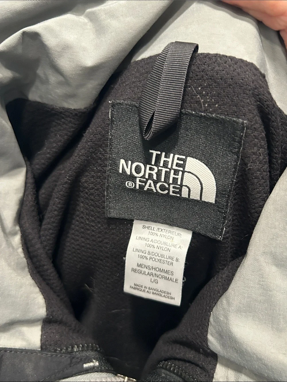 The North Face Windbreaker Jacket L
